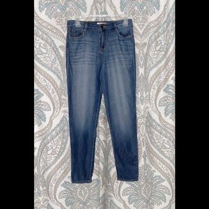 Jessica Simpson Monroe Tomboy Jeans🤍